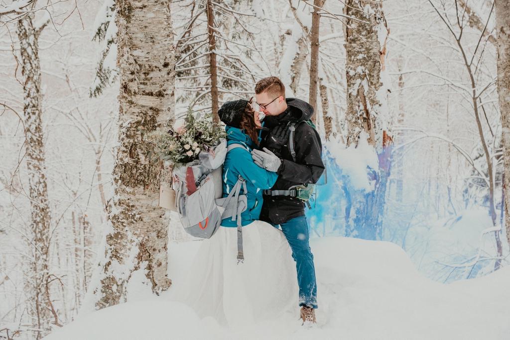 Beautiful New Hampshire Winter Wedding