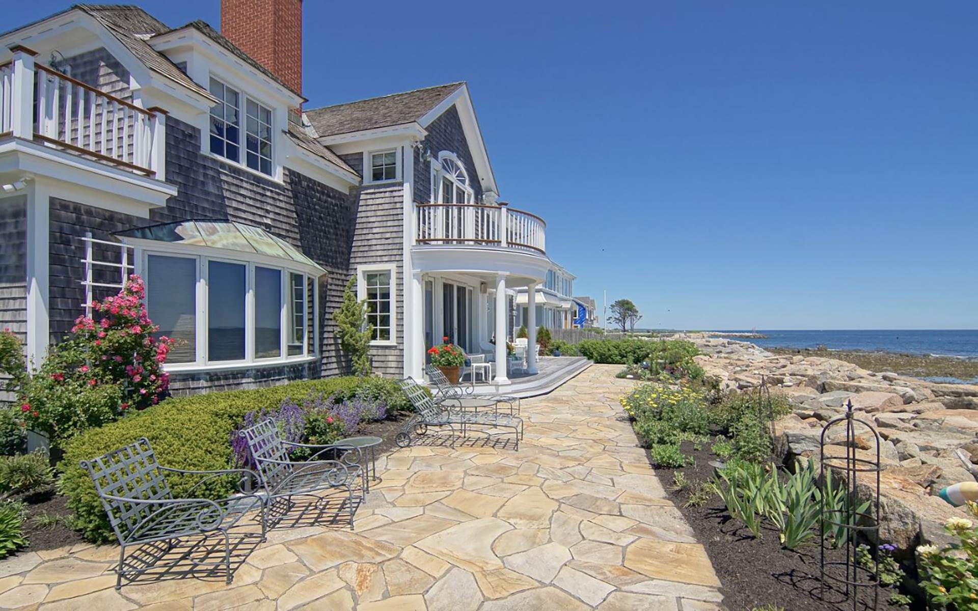 SEACOAST REAL ESTATE GUIDE NEW HAMPSHIRE + MAINE
