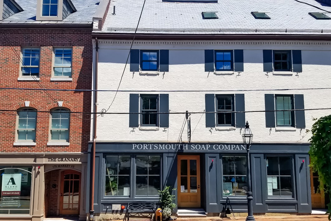 SEACOAST REAL ESTATE GUIDE NEW HAMPSHIRE + MAINE