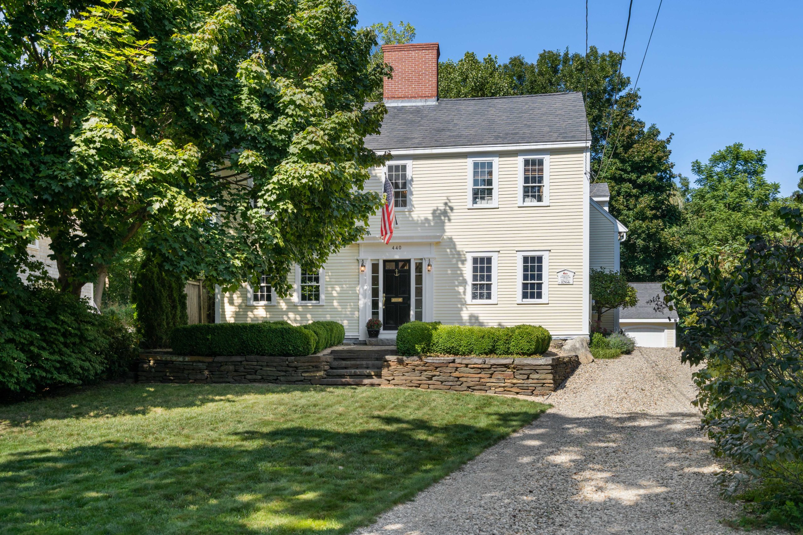 SEACOAST REAL ESTATE GUIDE NEW HAMPSHIRE + MAINE