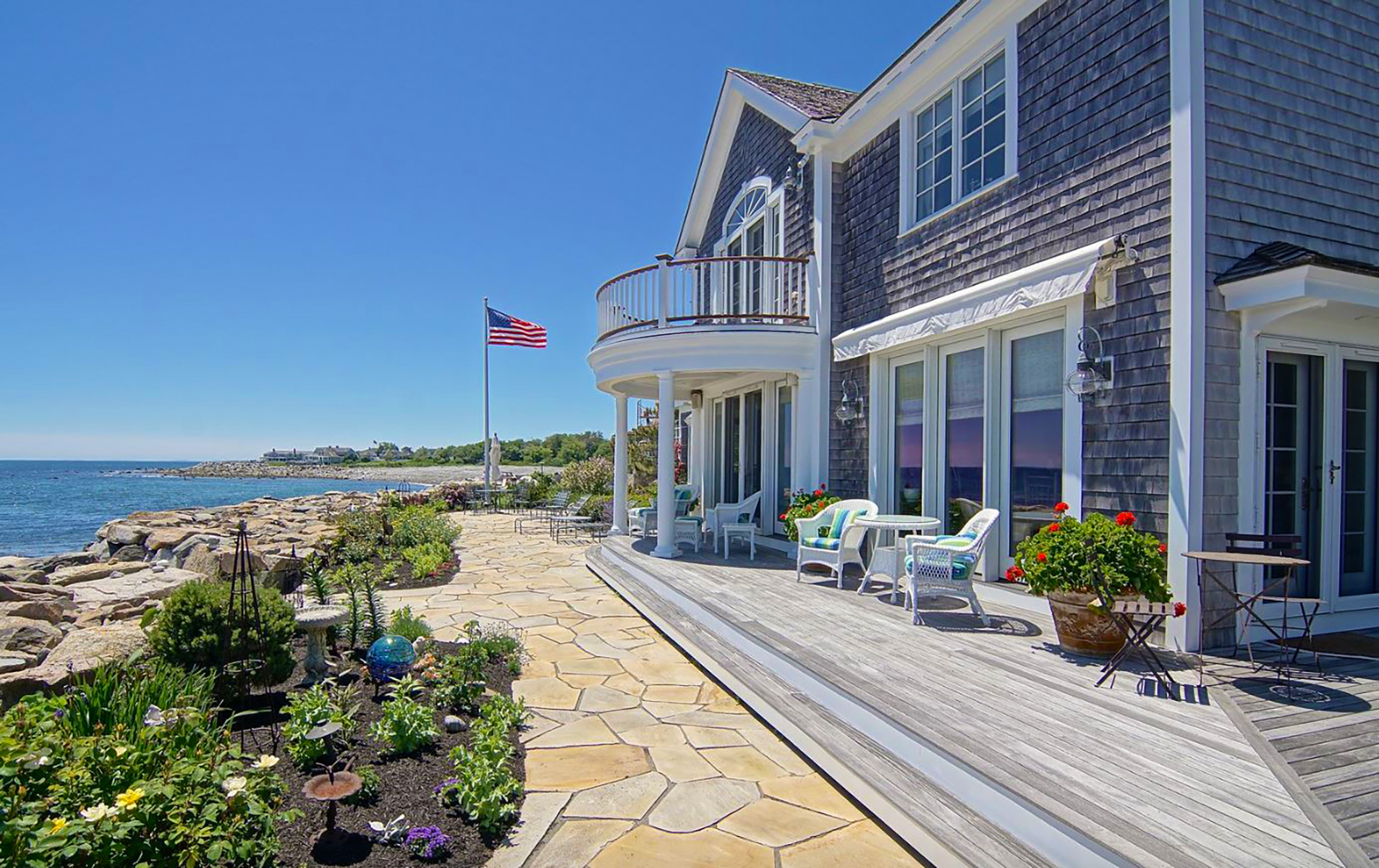 SEACOAST REAL ESTATE GUIDE NEW HAMPSHIRE + MAINE