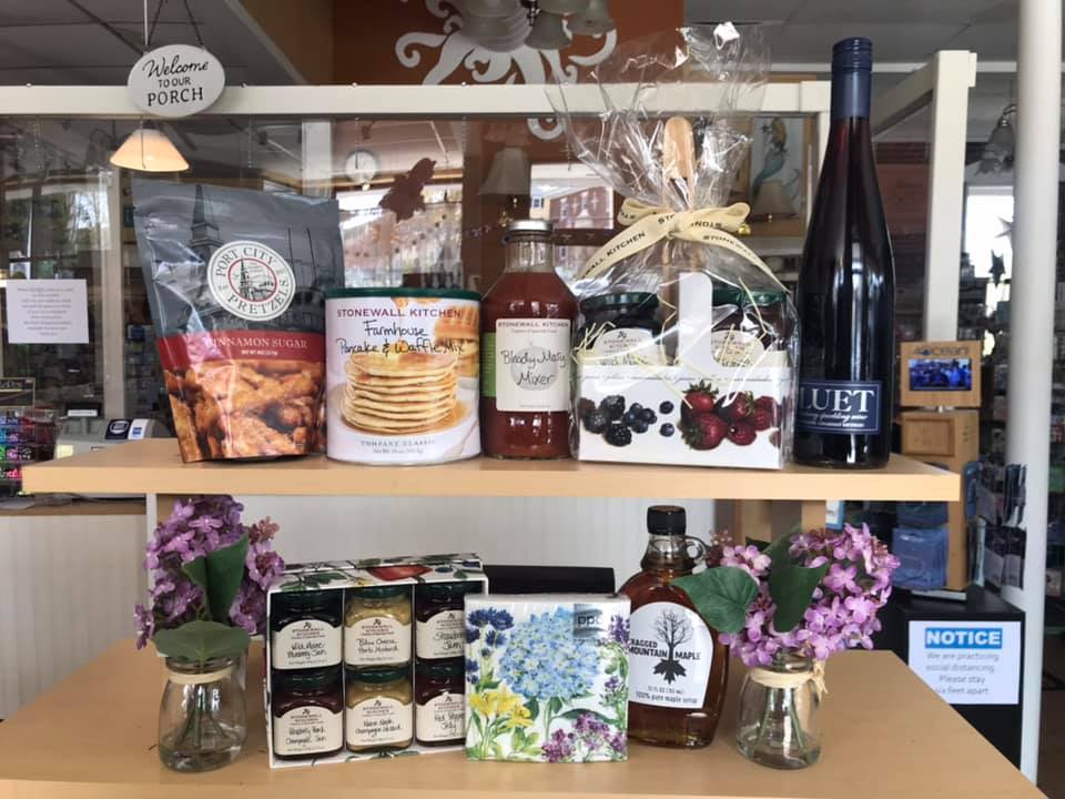 SHOPPING EXETER, NEW HAMPSHIRE SEACOAST LATELY