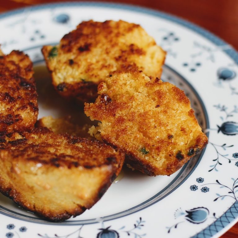 KITTERY, MAINE RESTAURANTS, BREWERIES + OUTDOOR DINING