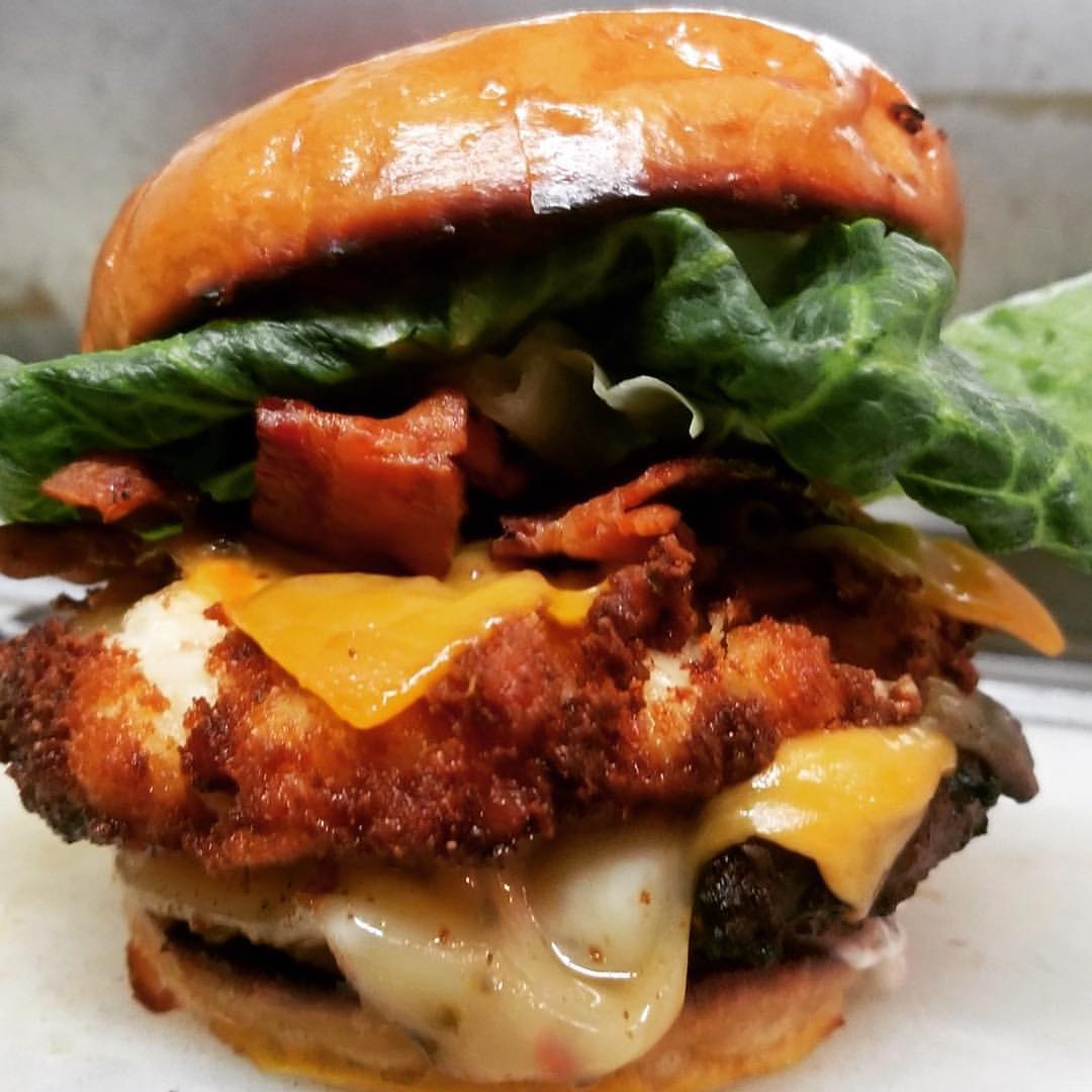 KITTERY, MAINE RESTAURANTS, BREWERIES + OUTDOOR DINING