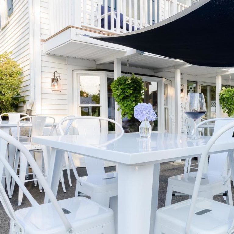 OGUNQUIT, MAINE SHOPPING SEACOAST LATELY