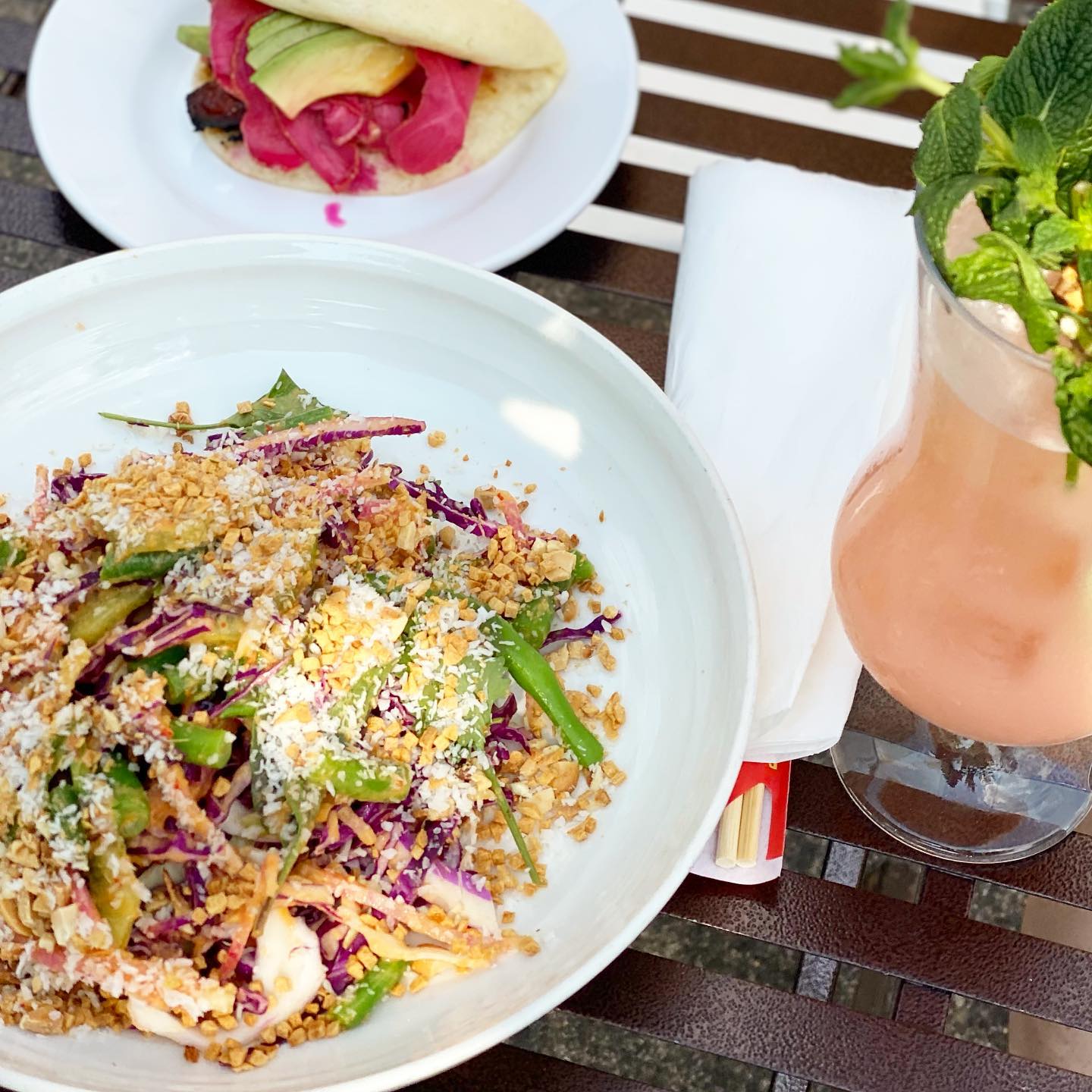 KITTERY, MAINE RESTAURANTS, BREWERIES + OUTDOOR DINING