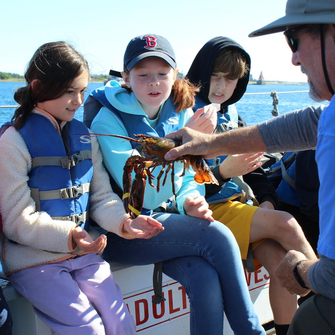 THE-GUNDALOW-COPMANY-PORTSMOUTH-NEW-HAMPSHIRE-SAILING-BOAT-ACTIVITY-2