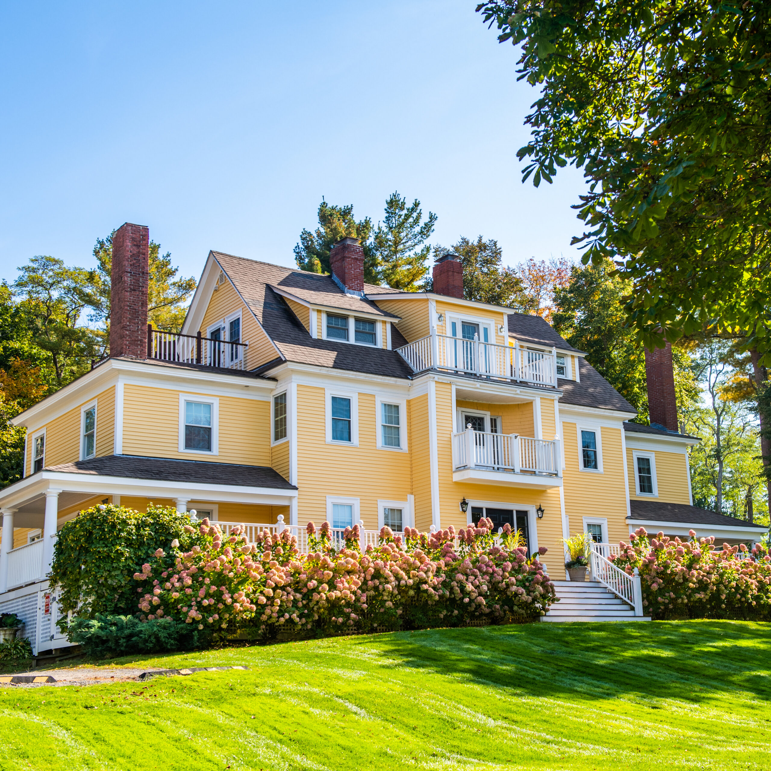 York-Harbor-Inn-Best-Accomodations-Dining-York-Maine1
