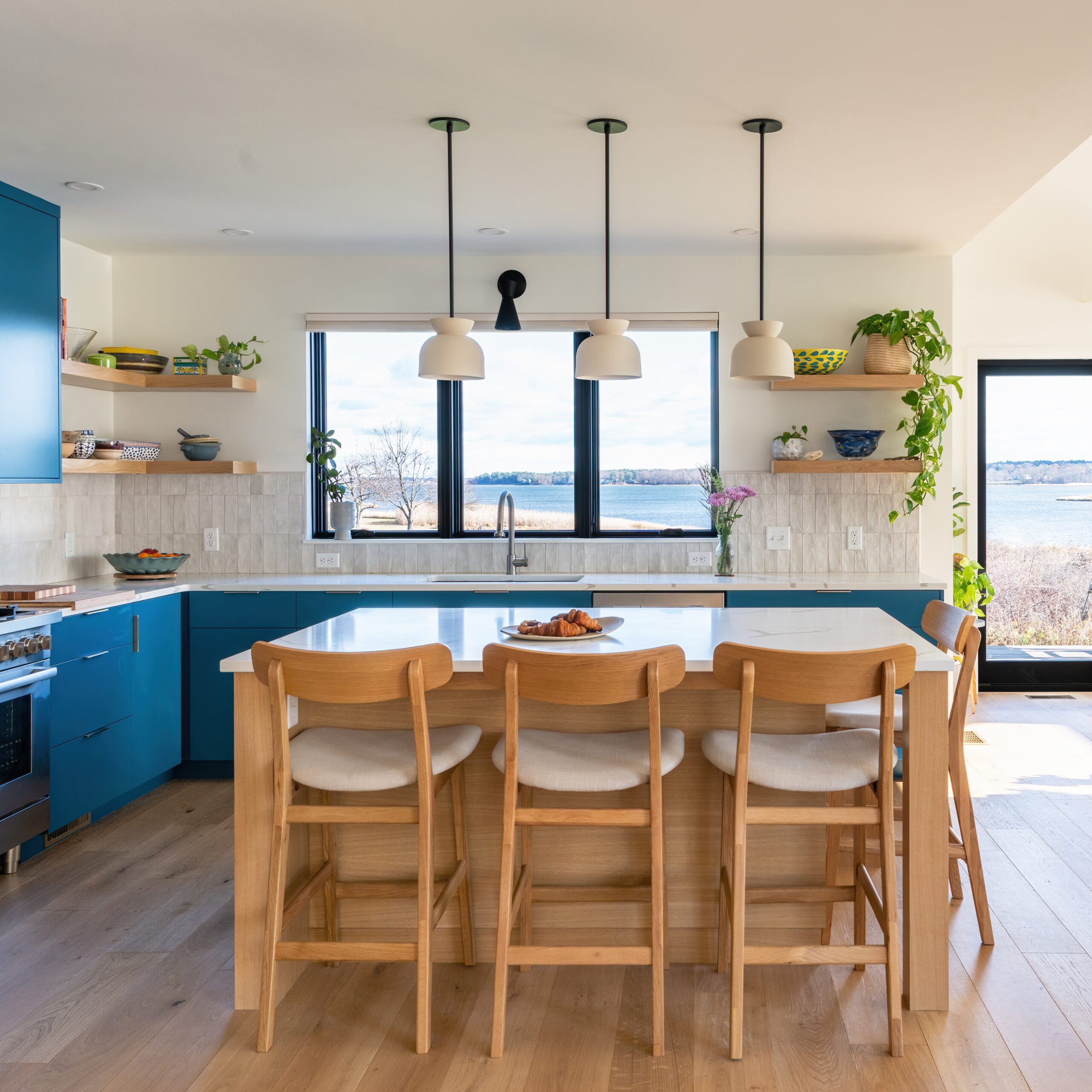 MIGHTY-ROOTS-BEST-HOME-INTERIORS-NEW-HAMPSHIRE-MAINE-1