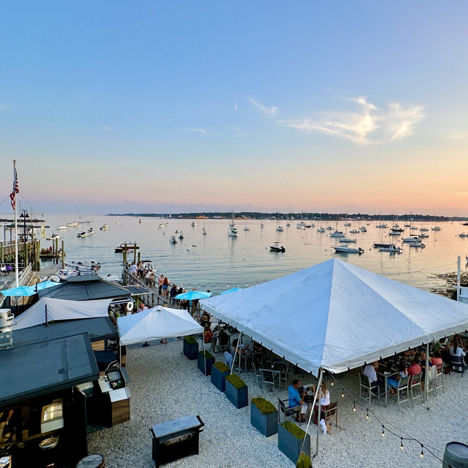 KITTERY MAINE TOWN GUIDE SEACOAST LATELY Frisbees Wharf Best Waterfront Dining Restaurant Kittery Maine Scaled 1536x1536