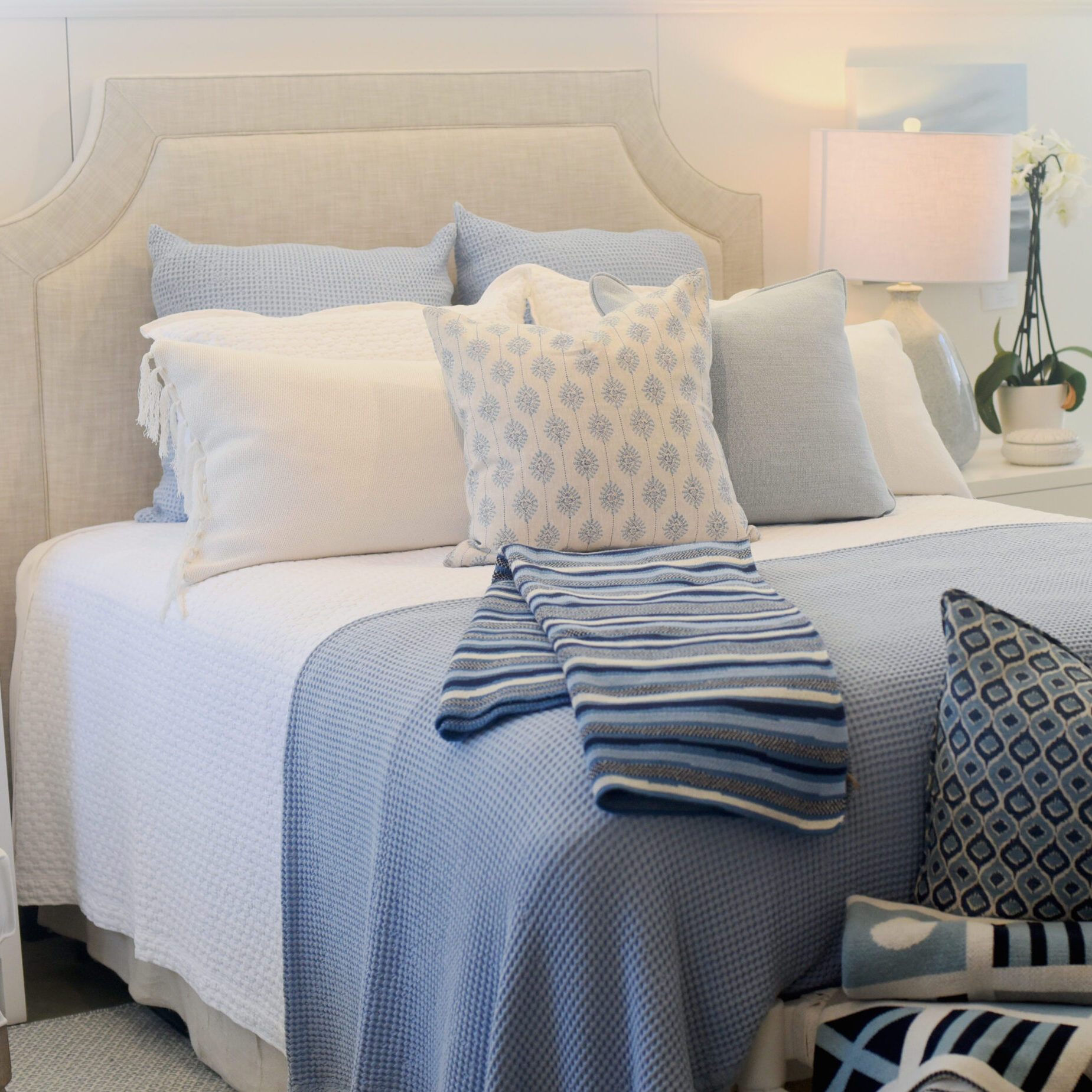 SUMMER-HOUSE-FURNISHINGS-BEST-HOME-INTERIORS-RYE-NEW-HAMPSHIRE