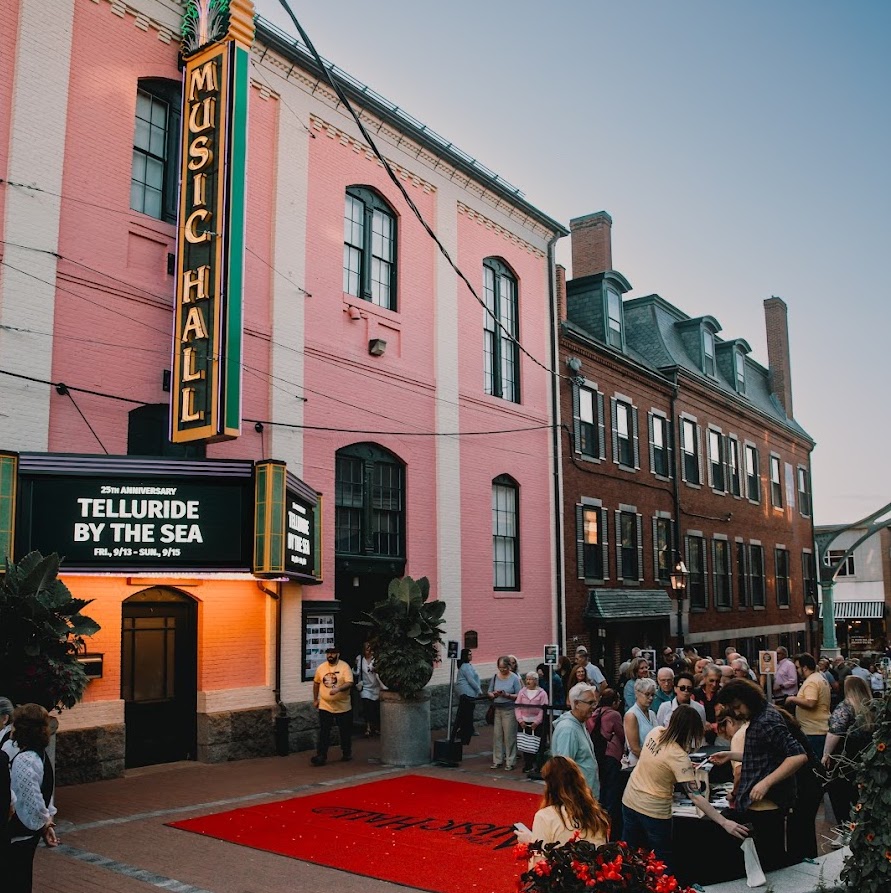 THE-MUSIC-HALL-BEST-ENTERTAINMENT-PORTSMOUTH-NEW-HAMPSHIRE
