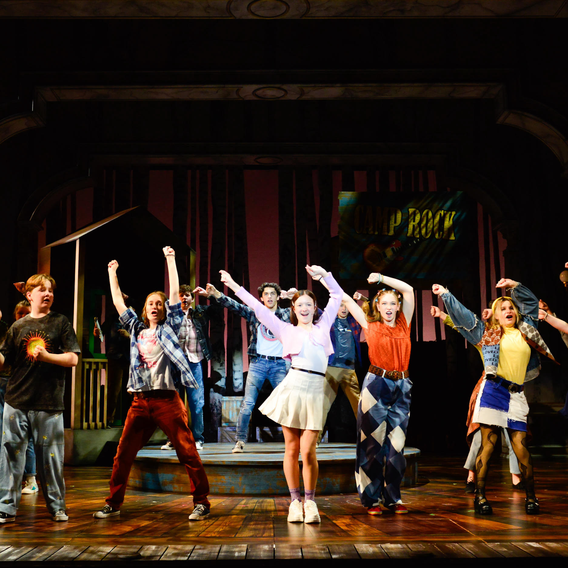 Ogunquit-Playhouse-Ogunquit-Maine-Entertainment.