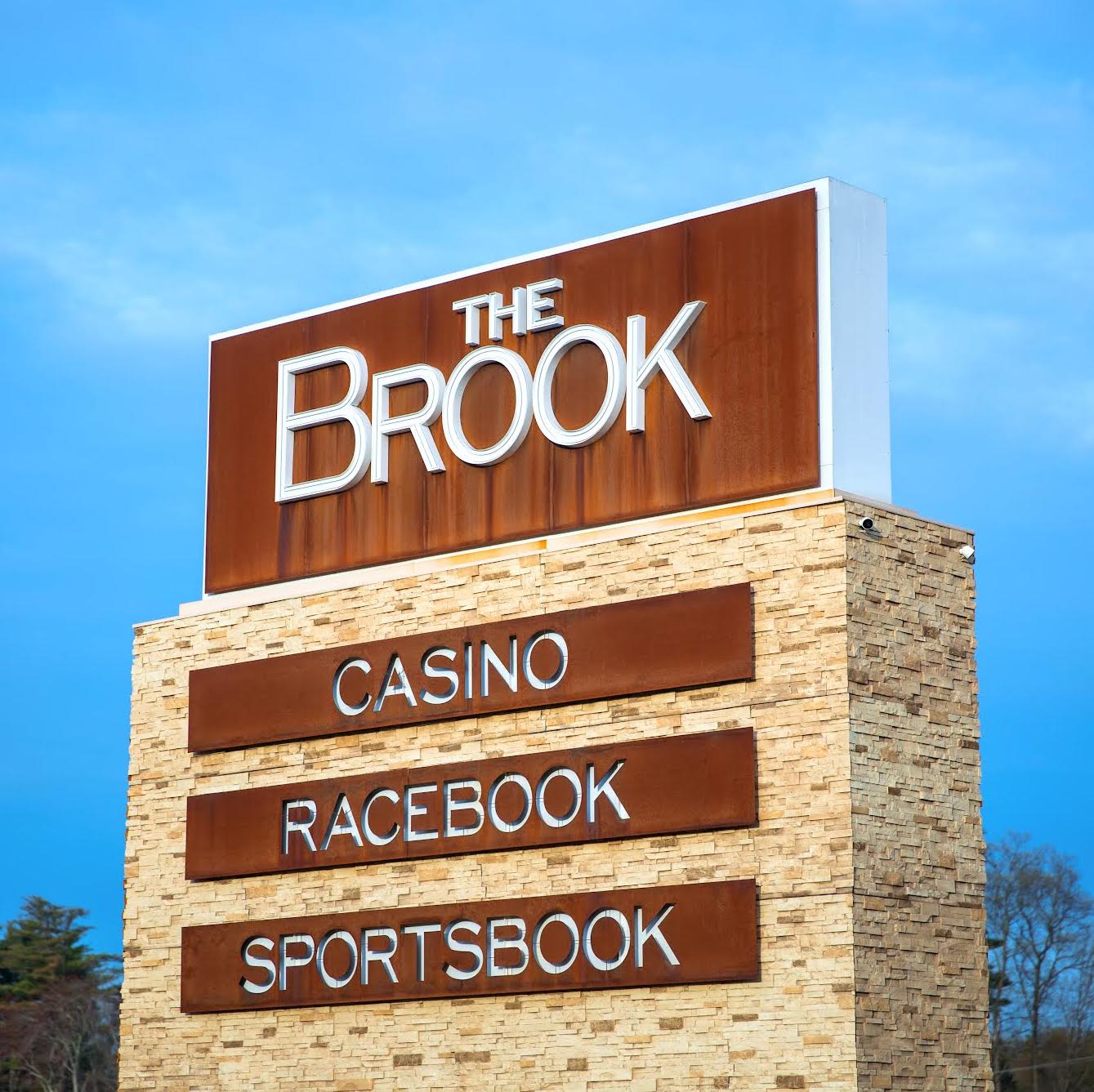 THE-BROOK-CASINO-BETTING-HAMPTON-NEW-HAMPSHIRE-1