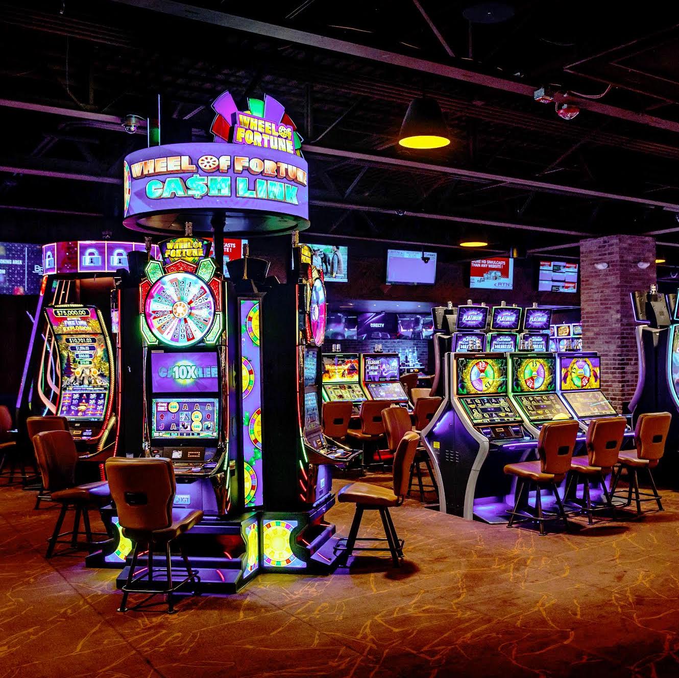 THE-BROOK-CASINO-BETTING-HAMPTON-NEW-HAMPSHIRE
