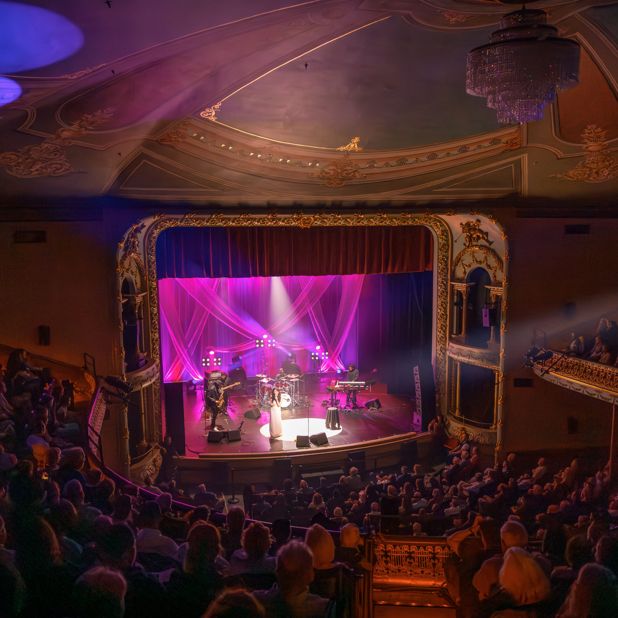 THE-MUSIC-HALL-BEST-ENTERTAINMENT-PORTSMOUTH-NEW-HAMPSHIRE-1